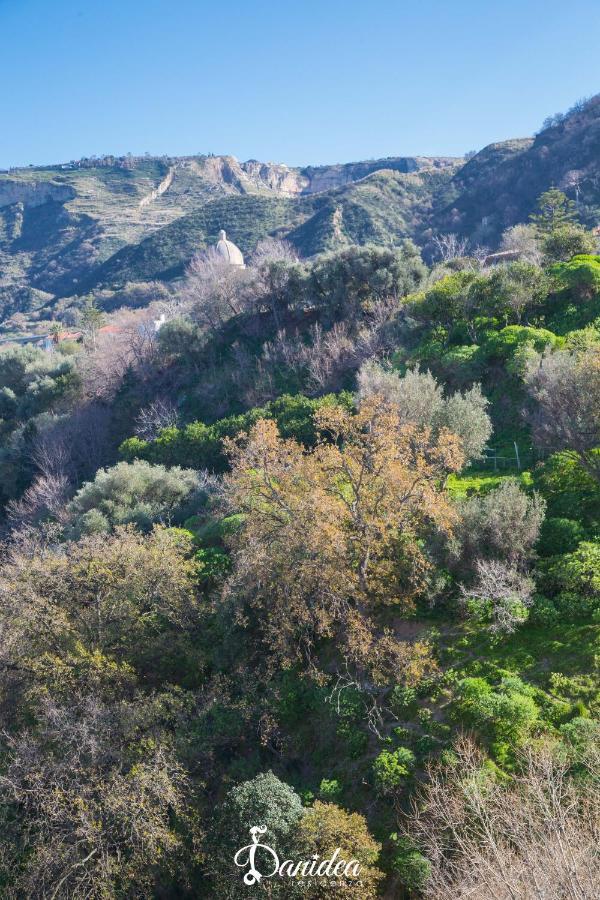 Residenza Danidea Panzió Tropea Kültér fotó